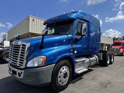Freightliner Cascadia 125 Sleeper Semi Truck - 72" Raised Roof Sleeper, Cummins, 10 Speed Manual