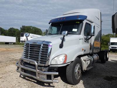 Freightliner Cascadia 125 Sleeper Semi Truck - 72" Mid Roof Sleeper, Detroit 450HP, 12 Speed Dt12 Amt