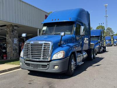 Freightliner Cascadia 125 Sleeper Semi Truck - Raised Roof Sleeper, Detroit 455HP, 10 Speed Manual