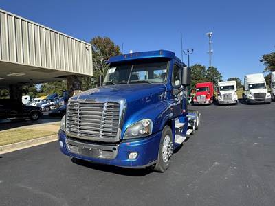 Freightliner Cascadia 125 Sleeper Semi Truck - Raised Roof Sleeper, Detroit, 10 Speed Manual