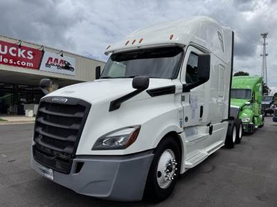Freightliner Cascadia 126 Sleeper Semi Truck - 76" Raised Roof Sleeper, Cummins 450HP, 13 Speed Ultrashift Plus Amt