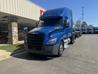 Freightliner Cascadia 126 Sleeper Semi Truck - Raised Roof Sleeper, Detroit 455HP, 12 Speed Dt12 Amt