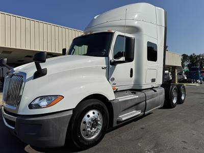 International LT Sleeper Semi Truck - 56" Mid Roof Sleeper, A26 400HP, 12 Speed Endurant Amt