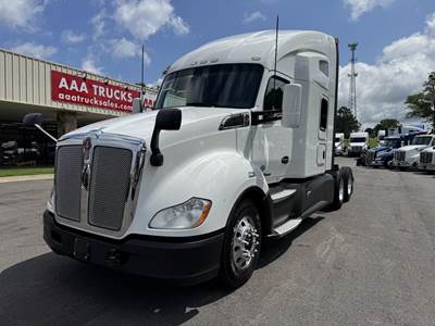 Kenworth T680 Sleeper Semi Truck - Raised Roof Sleeper, Cummins 450HP, 12 Speed Automatic