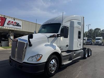 Kenworth T680 Sleeper Semi Truck - Raised Roof Sleeper, Cummins 450HP, 12 Speed Automatic