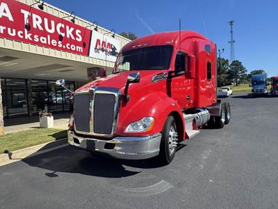 Kenworth T680 Sleeper Semi Truck - 76" Mid Roof Sleeper, 455HP, 12 Speed Amt