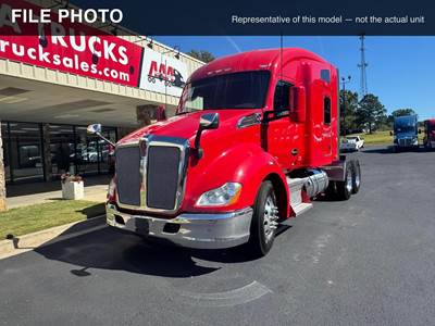 Kenworth T680 Sleeper Semi Truck - 76" Mid Roof Sleeper, 455HP, 12 Speed Amt