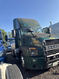 Mack Anthem 64T Sleeper Semi Truck - MP8 415HP