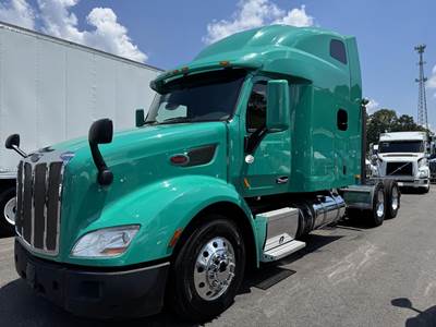 Peterbilt 579 Sleeper Semi Truck - Cummins 450HP, Automatic