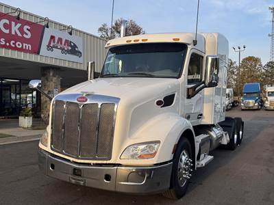 Peterbilt 579 Sleeper Semi Truck - Paccar, Automatic