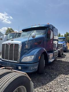 Peterbilt 587 Sleeper Semi Truck - 72" Mid Roof Sleeper, Paccar, 10 Speed Manual