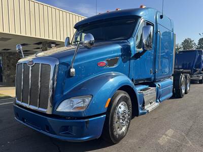 Peterbilt 587 Sleeper Semi Truck - 72" Mid Roof Sleeper, Paccar, 10 Speed Manual