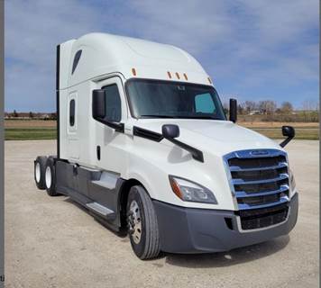 2019 Freightliner Cascadia 126 Sleeper Semi Truck - 72 Raised Roof  Sleeper, Detroit 455HP, 12 Speed Dt12 Amt For Sale, 490,429 Miles |  Granger, IA | 3339 | MyLittleSalesman.com