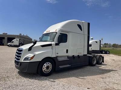 Freightliner Cascadia 126 Sleeper Semi Truck - 72" Raised Roof Sleeper, Detroit 455HP, 12 Speed Dt12 Amt