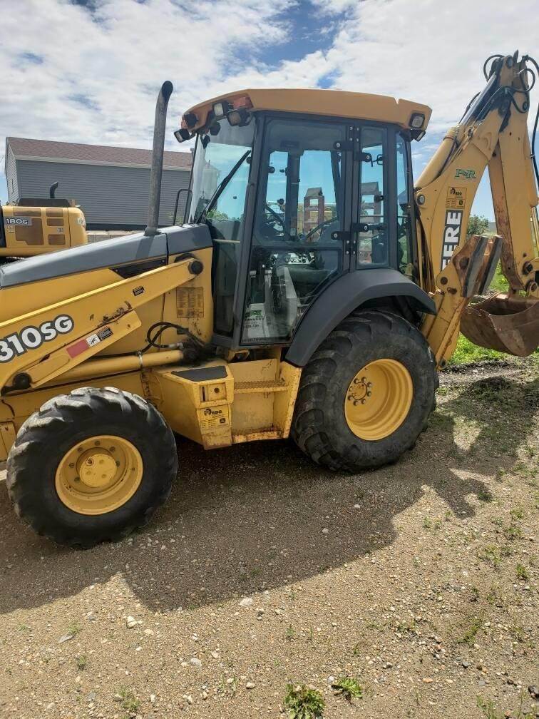 2004 John Deere 310SG Backhoe For Sale, 4,236 Hours Morristown, MN