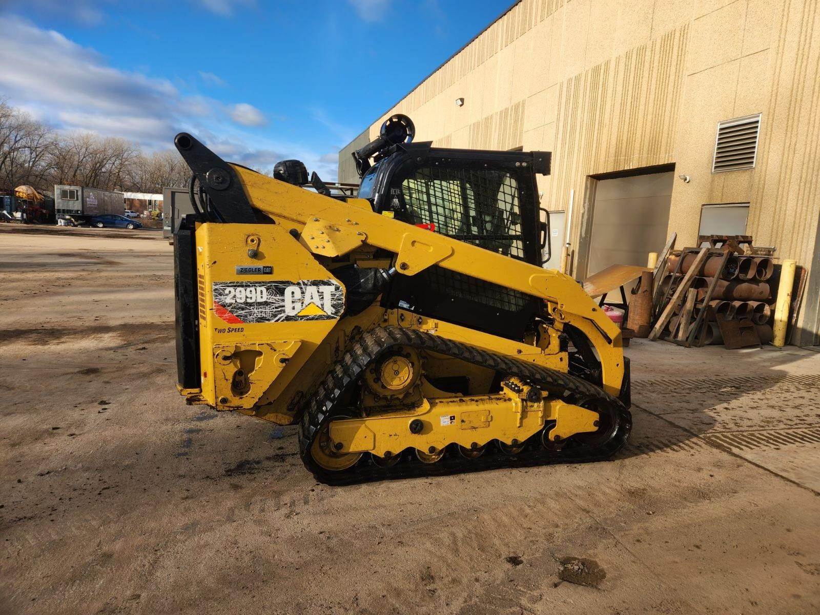 2019 Caterpillar 299D2 XHP Track Skid Steer For Sale, 3,800 Hours