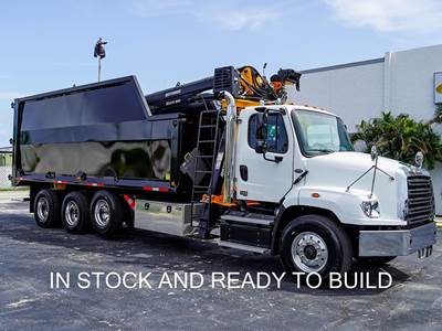 Freightliner 114SD Grapple Truck