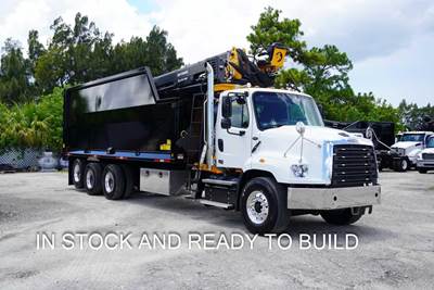 Freightliner 114SD Grapple Truck