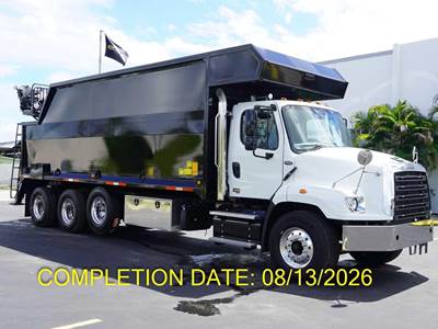 Freightliner 114SD Grapple Truck
