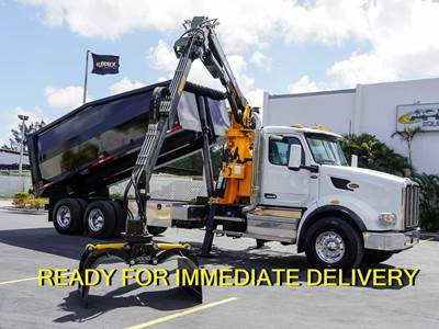 Peterbilt 567 Grapple Truck