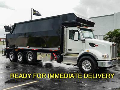 Peterbilt 567 Grapple Truck