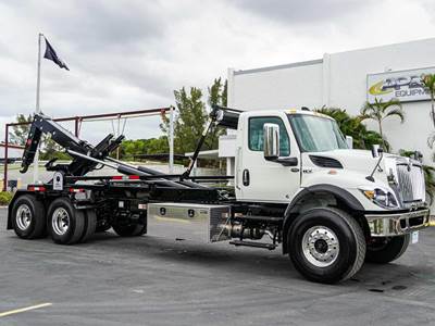 International HV Hooklift Truck