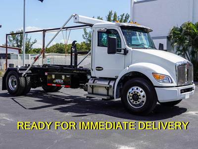 Kenworth T380 Hooklift Truck