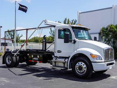 Kenworth T380 Hooklift Truck