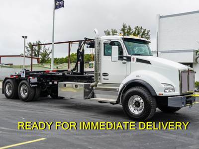 Kenworth T880 Hooklift Truck
