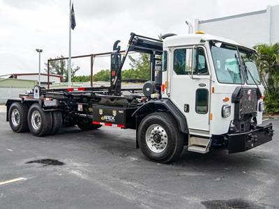 Kenworth T880 Hooklift Truck
