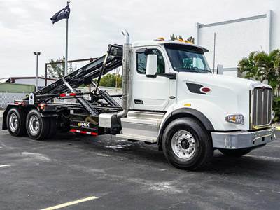 Peterbilt 567 Roll Off Truck