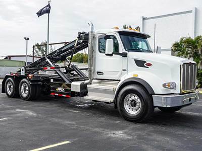 Peterbilt 567 Roll Off Truck