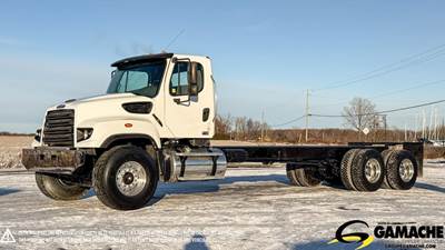 Freightliner 114SD Tandem Axle Cab & Chassis Truck - Cummins, 370HP, 6 Speed Allison Rds Automatic