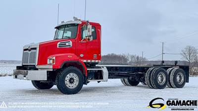 Western Star 4700 Tandem Axle Cab & Chassis Truck - Detroit, 450HP, 18 Speed Manual