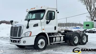 Freightliner Cascadia 113 Day Cab Truck - Detroit 450HP, 13 Speed Ultrashift Automatic