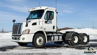 Freightliner Cascadia 113 Day Cab Truck - Detroit 350HP, 13 Speed Ultrashift Amt