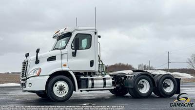 Freightliner Cascadia 113 Day Cab Truck - Detroit 450HP, 13 Speed Ultrashift Automatic