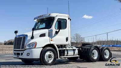 Freightliner Cascadia 113 Day Cab Truck - Detroit 450HP, 13 Speed Ultrashift Amt