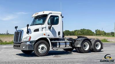 Freightliner Cascadia 113 Day Cab Truck - Detroit 350HP, 13 Speed Ultrashift Amt
