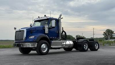 International HX Day Cab Truck - Cummins 605HP, 18 Speed Manual