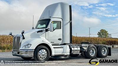 Kenworth T680 Day Cab Truck - Paccar 455HP, 13 Speed Manual