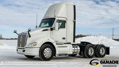 Kenworth T680 Day Cab Truck - Paccar 455HP, 13 Speed Manual