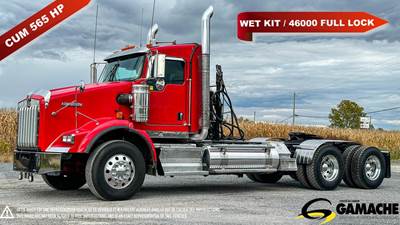 Kenworth T800 Day Cab Truck - Cummins 565HP, 18 Speed Manual