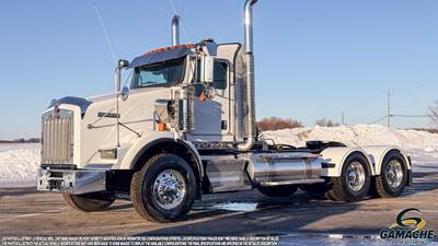 Kenworth T800 Day Cab Truck - Paccar 510HP, 18 Speed Manual