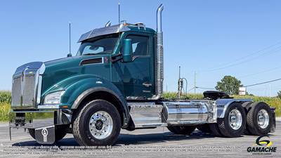Kenworth T880 Day Cab Truck - Paccar 510HP, 18 Speed Manual