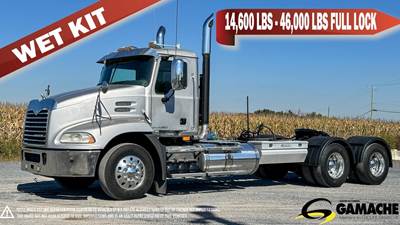 Mack Pinnacle CXU613 Day Cab Truck - MP8 490HP, 18 Speed Manual