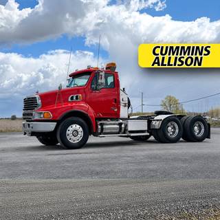 Sterling L9500 Day Cab Truck - Detroit 560HP, 18 Speed Manual