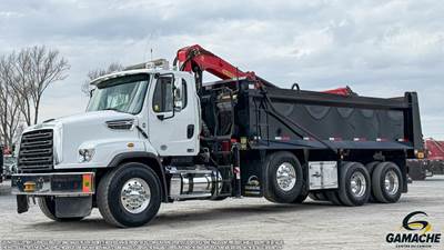 Freightliner 114SD Dump Truck - Detroit 470HP, 18 Speed Manual