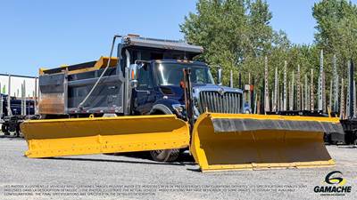 International WorkStar 7400 Dump Truck - Cummins 330HP, 6 Speed Allison Rds Automatic