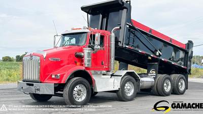 Kenworth T800 Dump Truck - Caterpillar 470HP, 18 Speed Manual